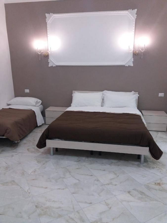 B&Bhotel Emmanuel Napoli Eksteriør billede